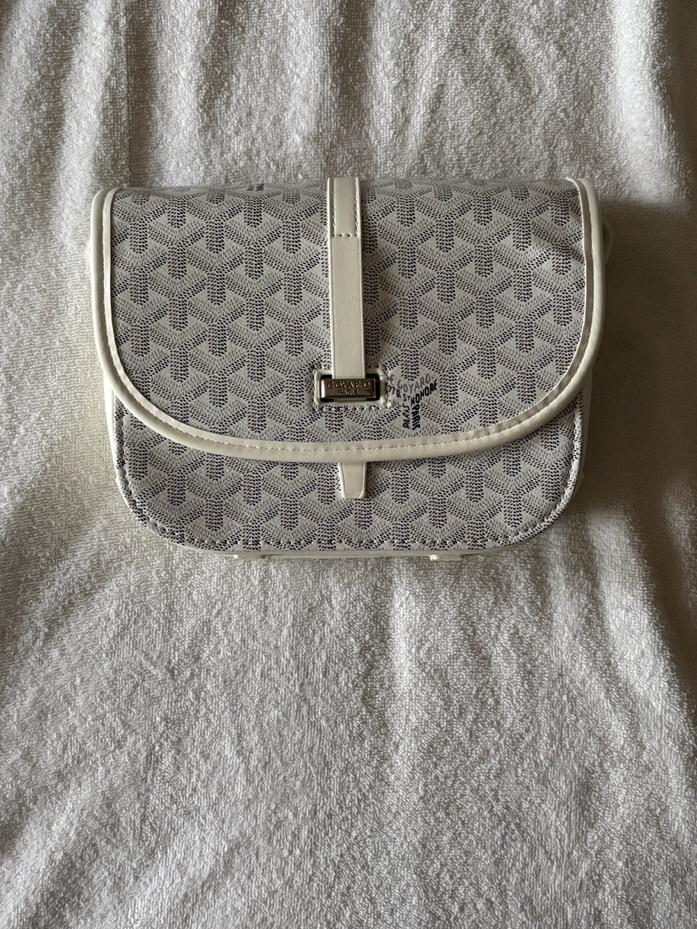 Goyard White and Gray Patterned Crossbody Bag